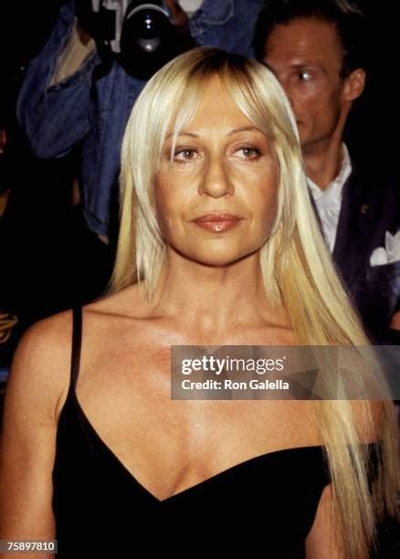 donna versace 1997|donatella Versace.